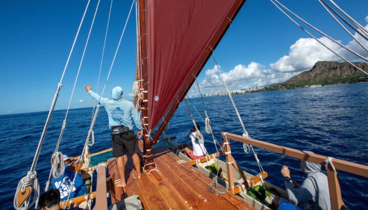 L'application VR enseigne aux étudiants comment naviguer dans l'océan